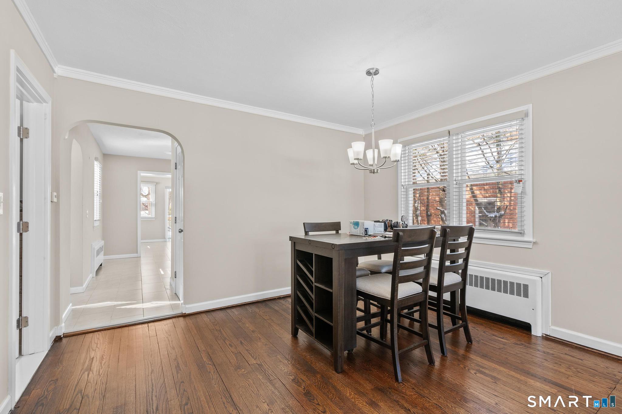 159 Ridgewood Road West Hartford, CT 06107 - Photo 10 of 48