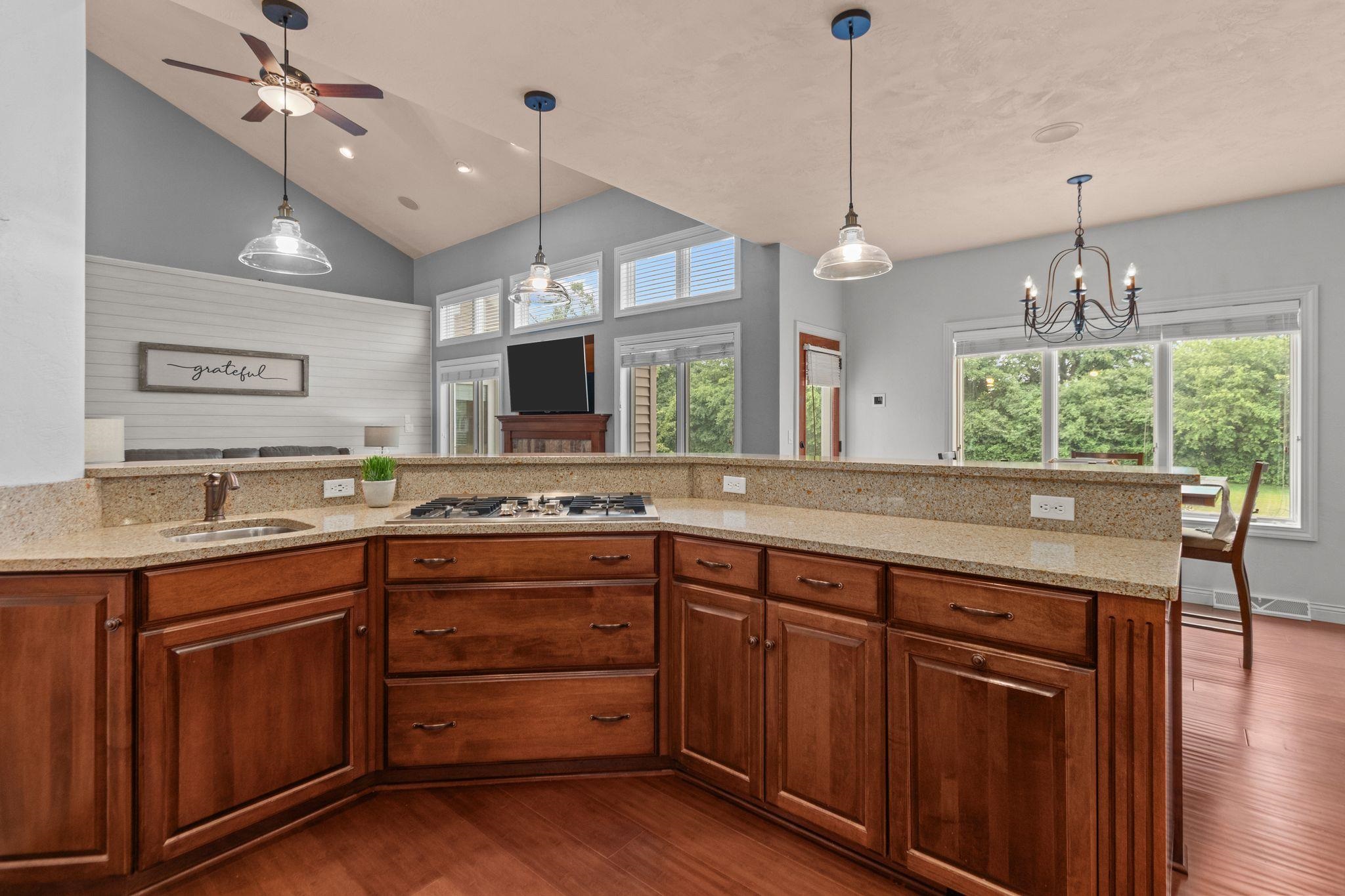 493 Dalton Road Neenah, WI 54956 - Photo 16 of 65