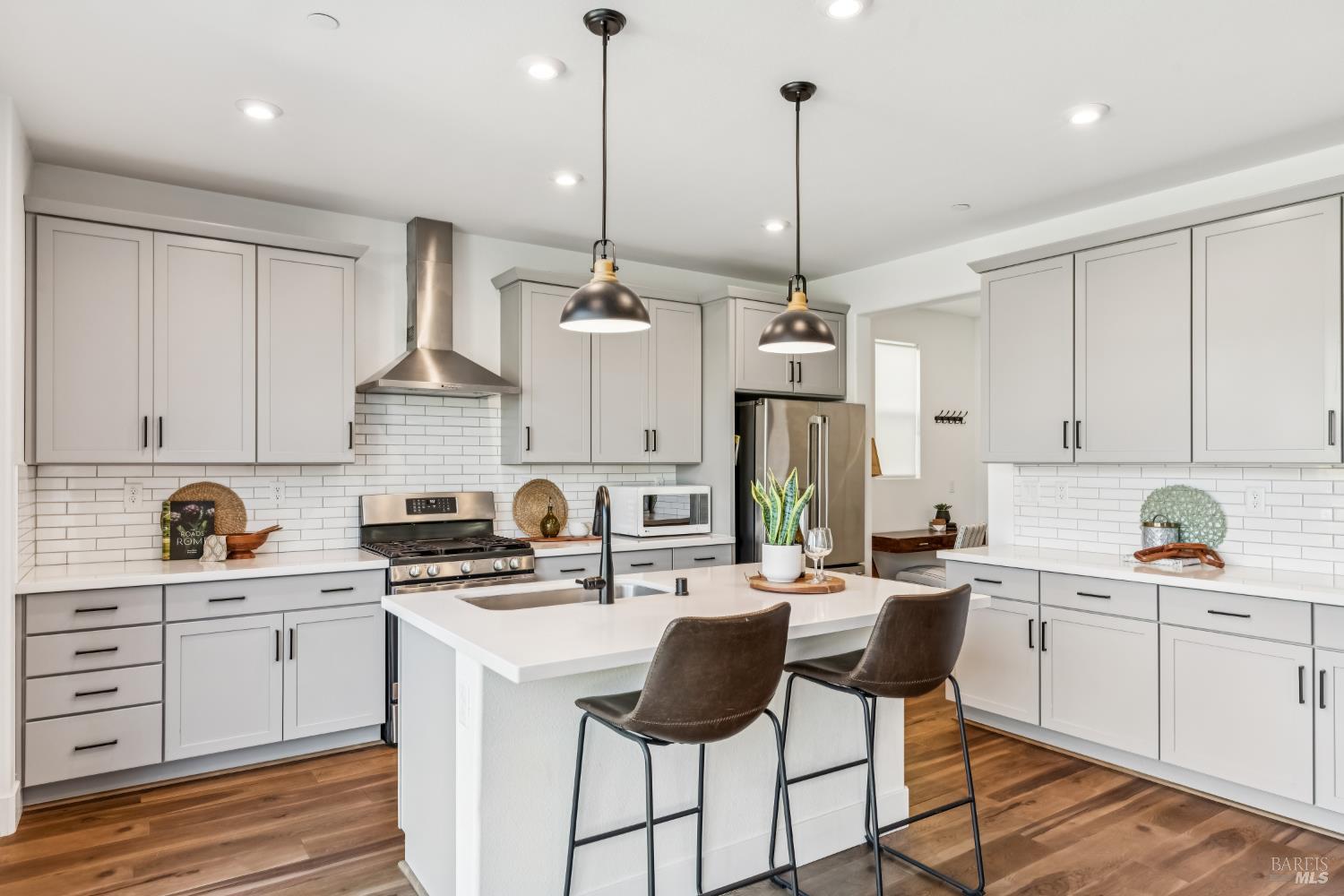 6264 Olympic Place Rohnert Park, CA 94928 - Photo 17 of 61 Gallery Image 17