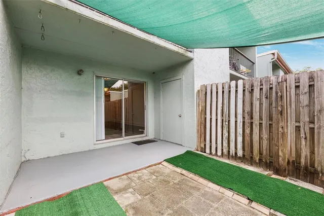 a view of an entrance of the house