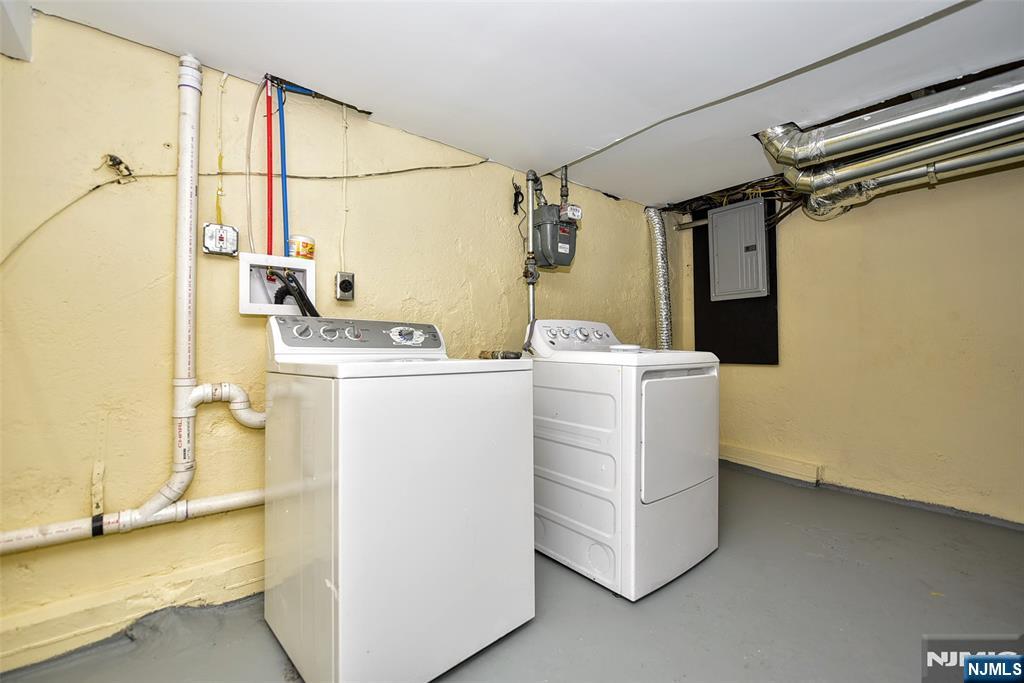 228 Ridgefield Avenue Bogota, NJ 07603 - Photo 26 of 29 a utility room with dryer and washer