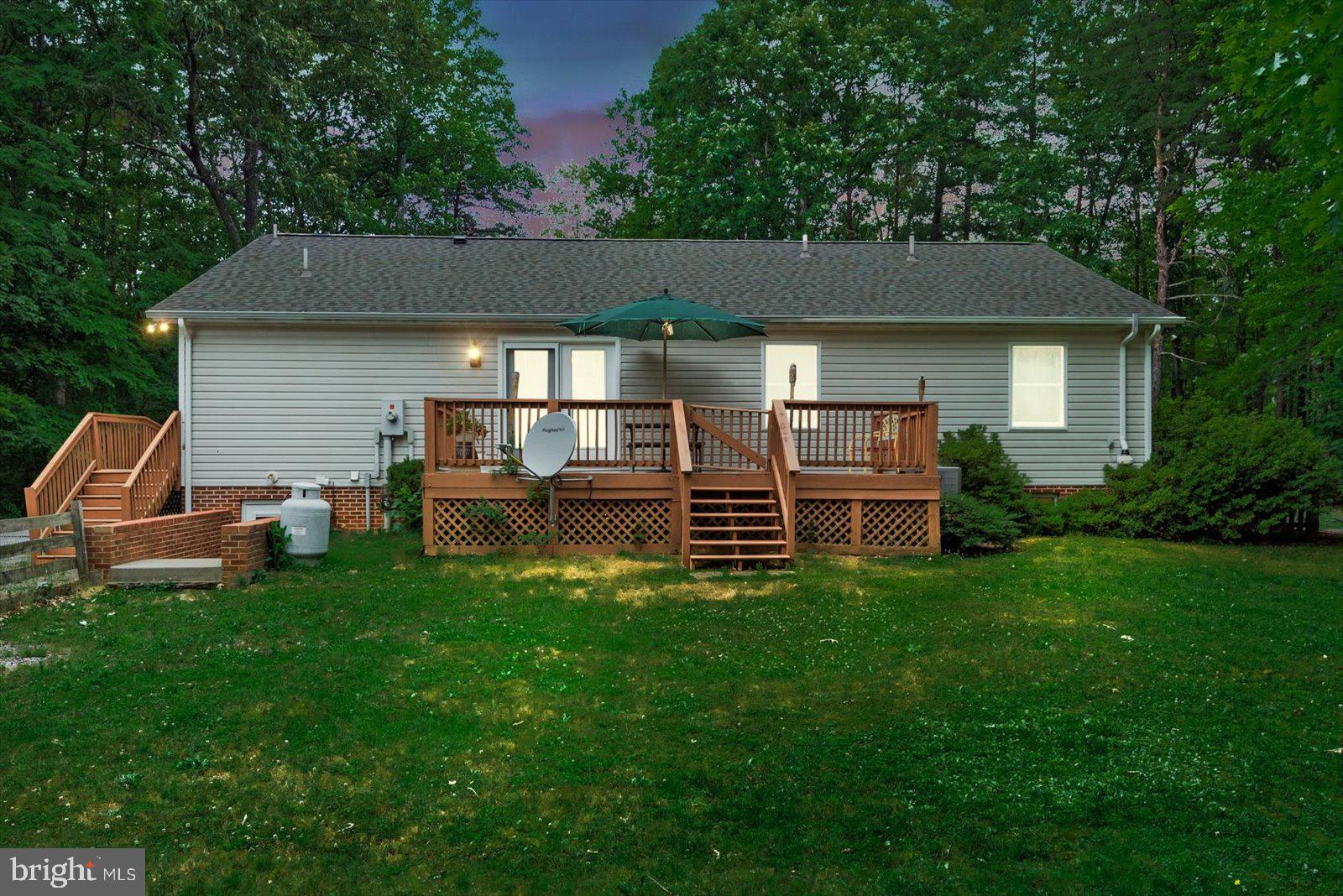 28230 Beech Drive Rhoadesville, VA 22542 - Photo 37 of 46 Back of home