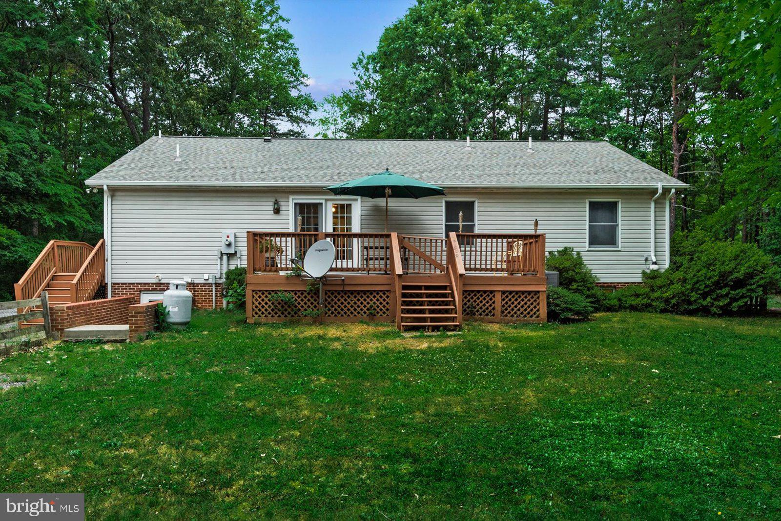 28230 Beech Drive Rhoadesville, VA 22542 - Photo 38 of 46 Deck
