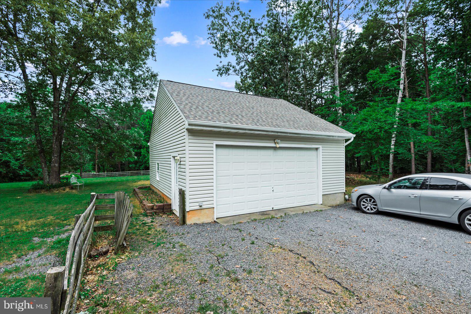 28230 Beech Drive Rhoadesville, VA 22542 - Photo 41 of 46 Garage w/ new door and opener