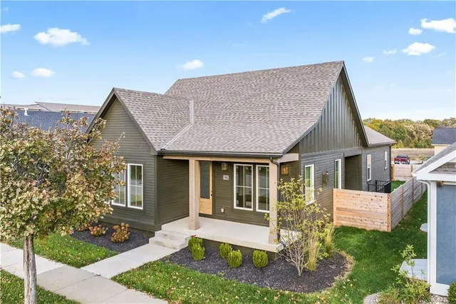 $617,950 | 8129 North Farley Avenue, Kansas City, MO 64158