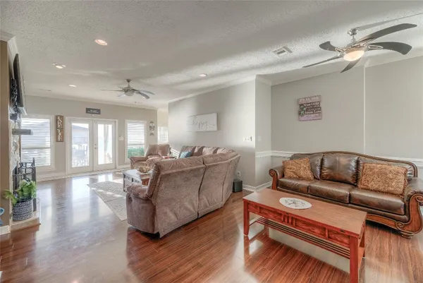 $625,000 | 200 Little Dove, Livingston, TX 77351