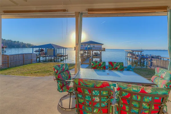 $625,000 | 200 Little Dove, Livingston, TX 77351