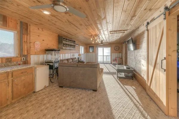 $625,000 | 200 Little Dove, Livingston, TX 77351