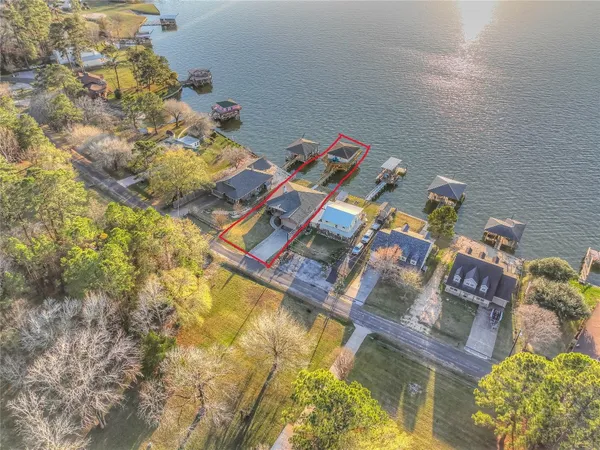 $625,000 | 200 Little Dove, Livingston, TX 77351