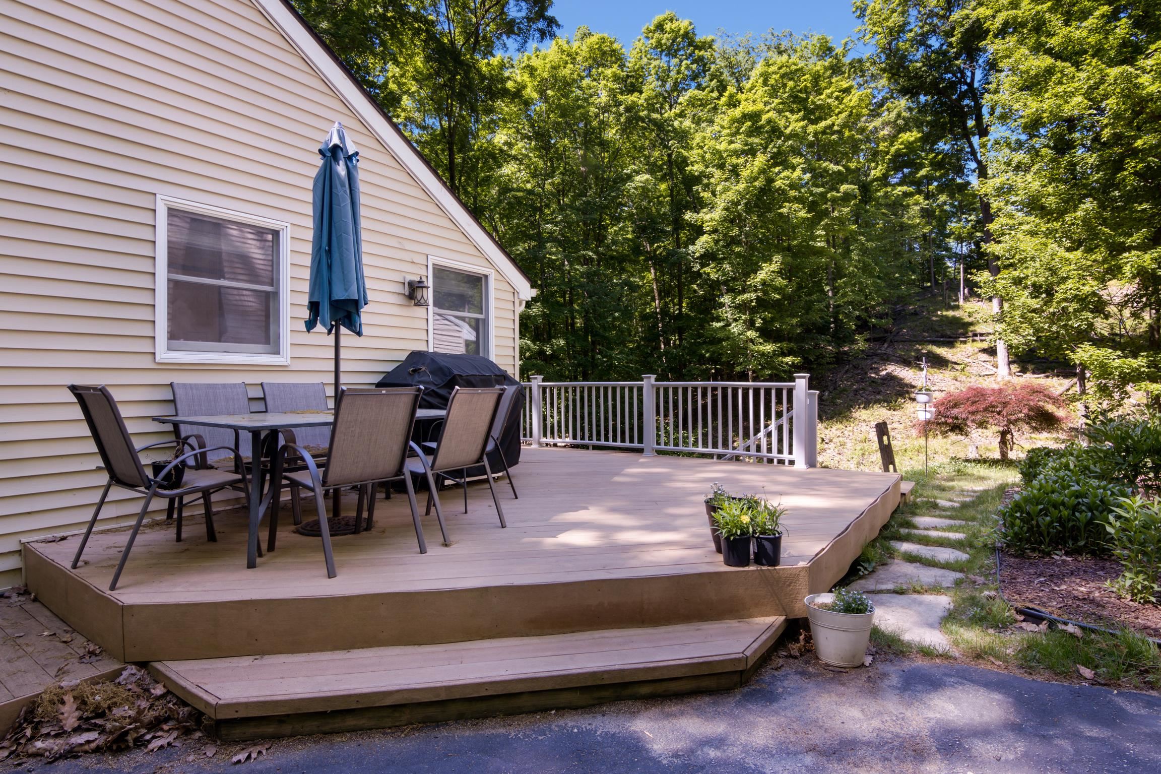 10520 South Dalzell Road Traverse City, MI 49684 - Photo 28 of 32