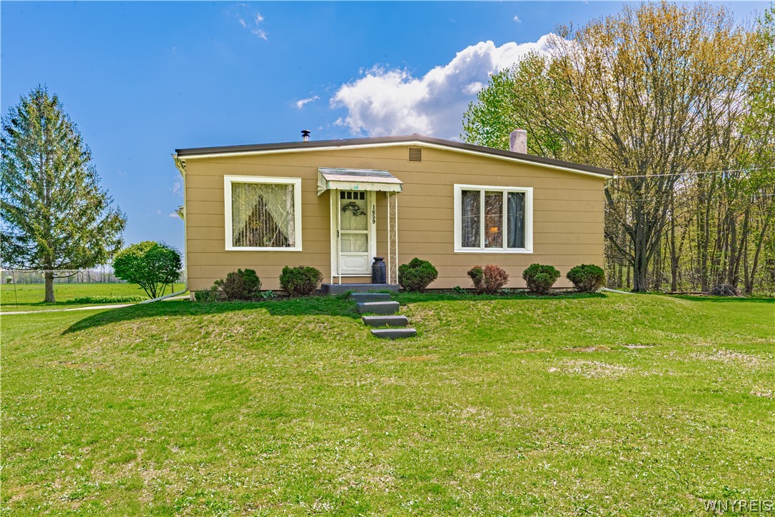 1659 Carmen Road Somerset, NY 14012 - Photo 2 of 37