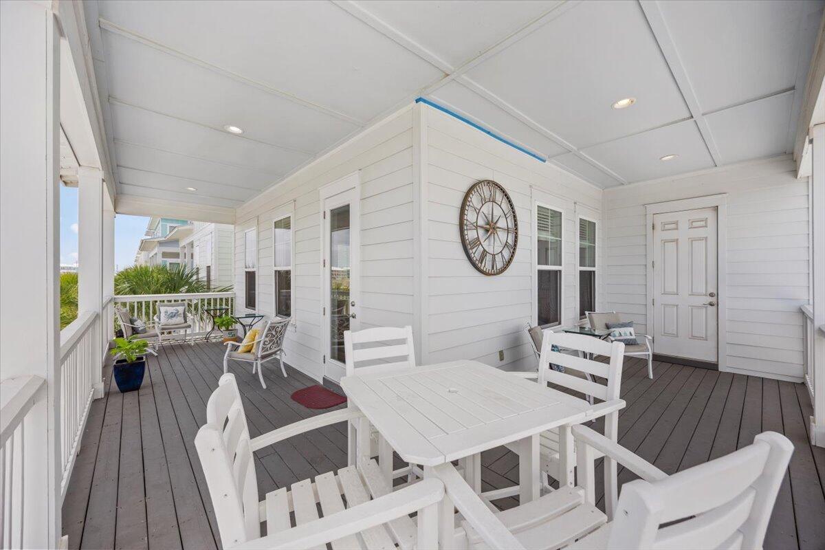 1454 Seaside Circle Navarre, FL 32566 - Photo 19 of 58 015-1V3A3676