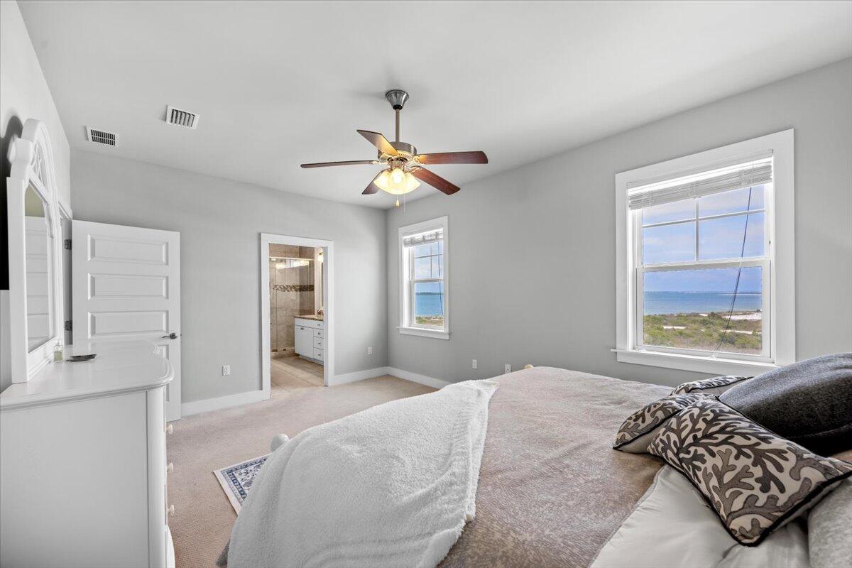 1454 Seaside Circle Navarre, FL 32566 - Photo 35 of 58 009-1V3A3726