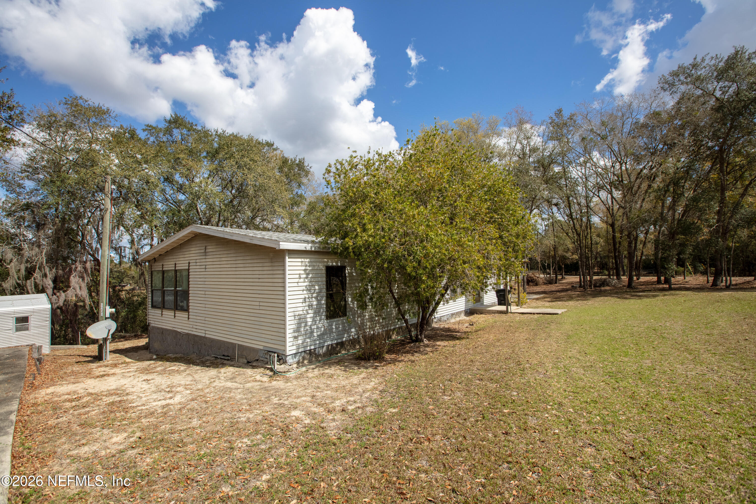 6950 Deer Springs Road Keystone Heights, FL 32656 - Photo 43 of 46 a view of outdoor space and yard
