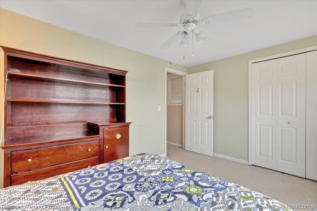 693 Lockmoore Court Rochester, MI 48307 - Photo 25 of 39 Gallery Image 25