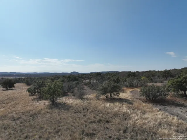 $250,000 | 137 North Steel Creek Crest, Center Point, TX 78010
