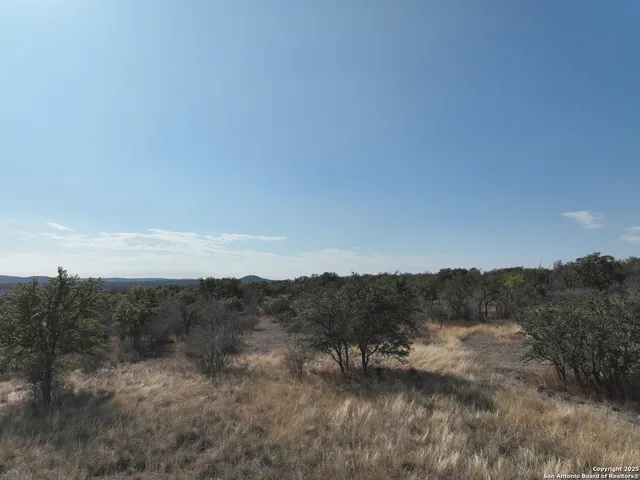 $250,000 | 137 North Steel Creek Crest, Center Point, TX 78010