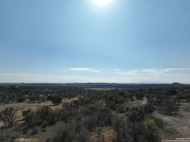 $250,000 | 137 North Steel Creek Crest, Center Point, TX 78010