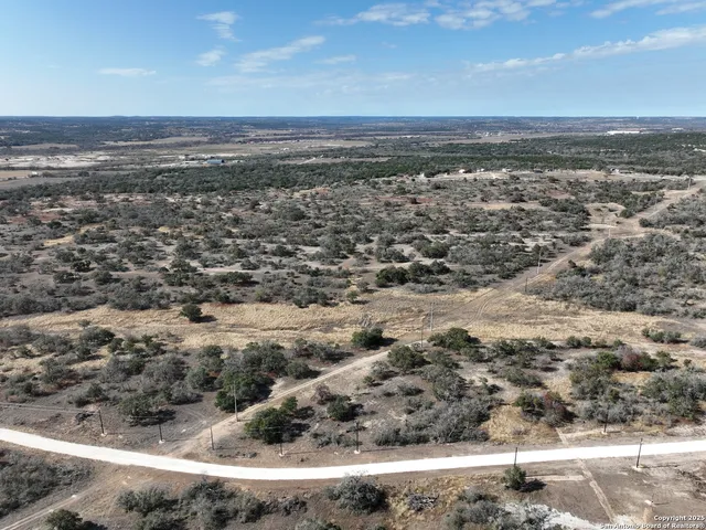 $250,000 | 137 North Steel Creek Crest, Center Point, TX 78010