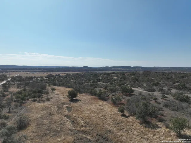 $250,000 | 137 North Steel Creek Crest, Center Point, TX 78010