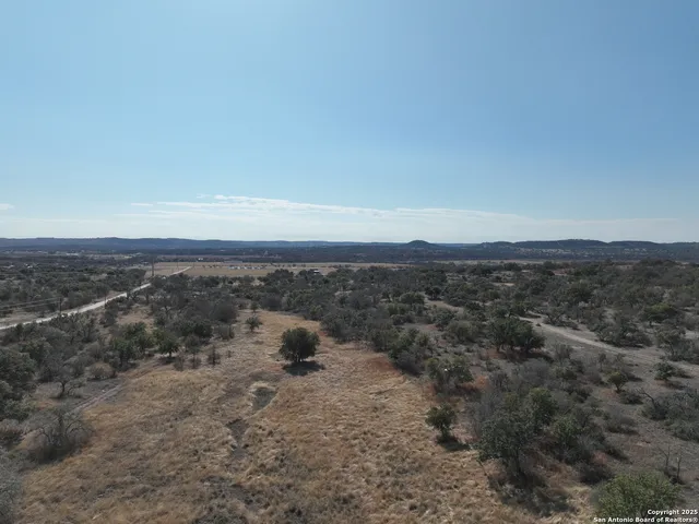 $250,000 | 137 North Steel Creek Crest, Center Point, TX 78010