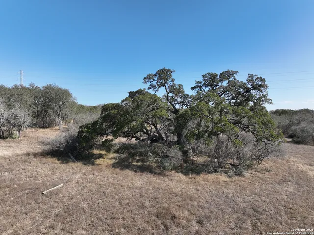 $250,000 | 137 North Steel Creek Crest, Center Point, TX 78010