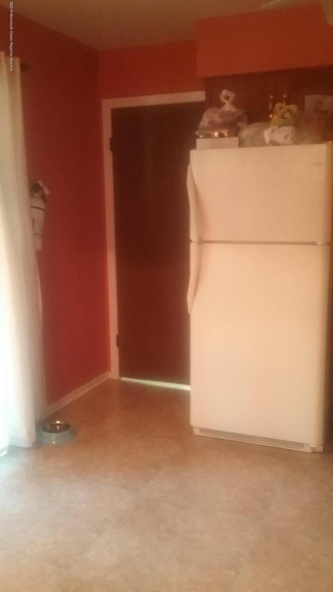108 Sunset Road, Unit 60 Whiting, NJ 08759 - Photo 11 of 30 20180131_160255