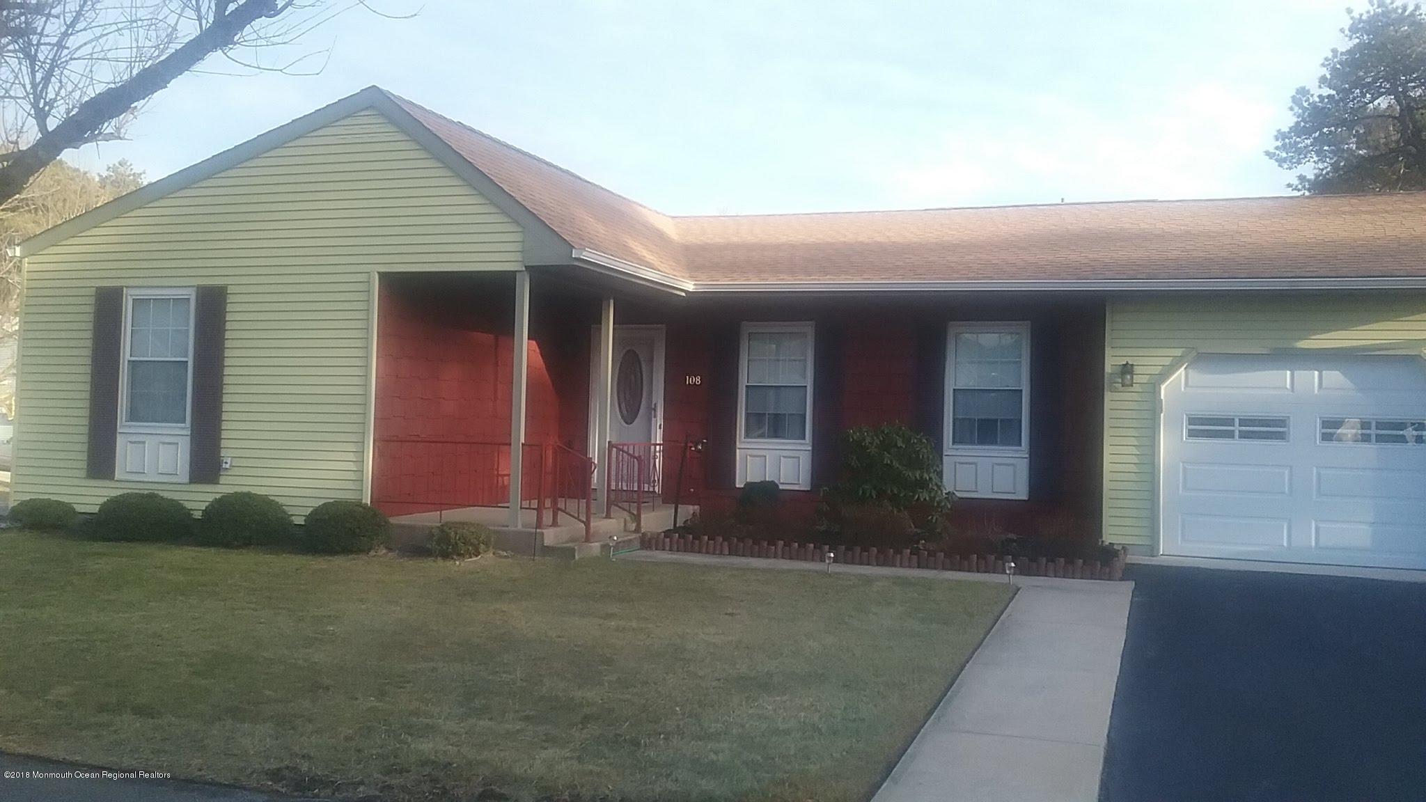 108 Sunset Road, Unit 60 Whiting, NJ 08759 - Photo 3 of 30 20180131_155637