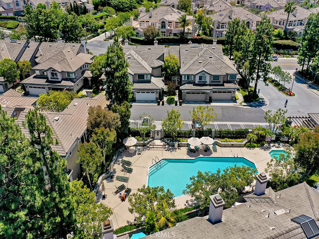 87 Stoney Pointe Laguna Niguel, CA 92677 - Photo 4 of 36