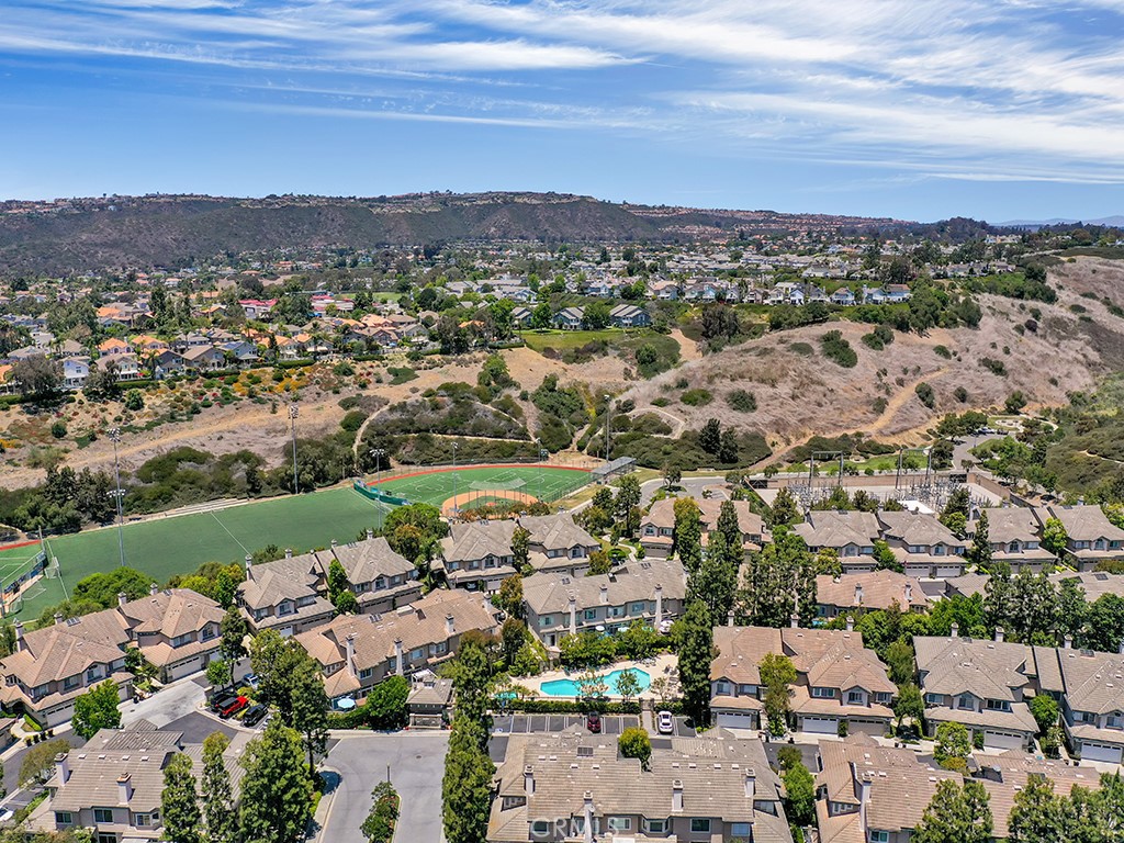 87 Stoney Pointe Laguna Niguel, CA 92677 - Photo 6 of 36