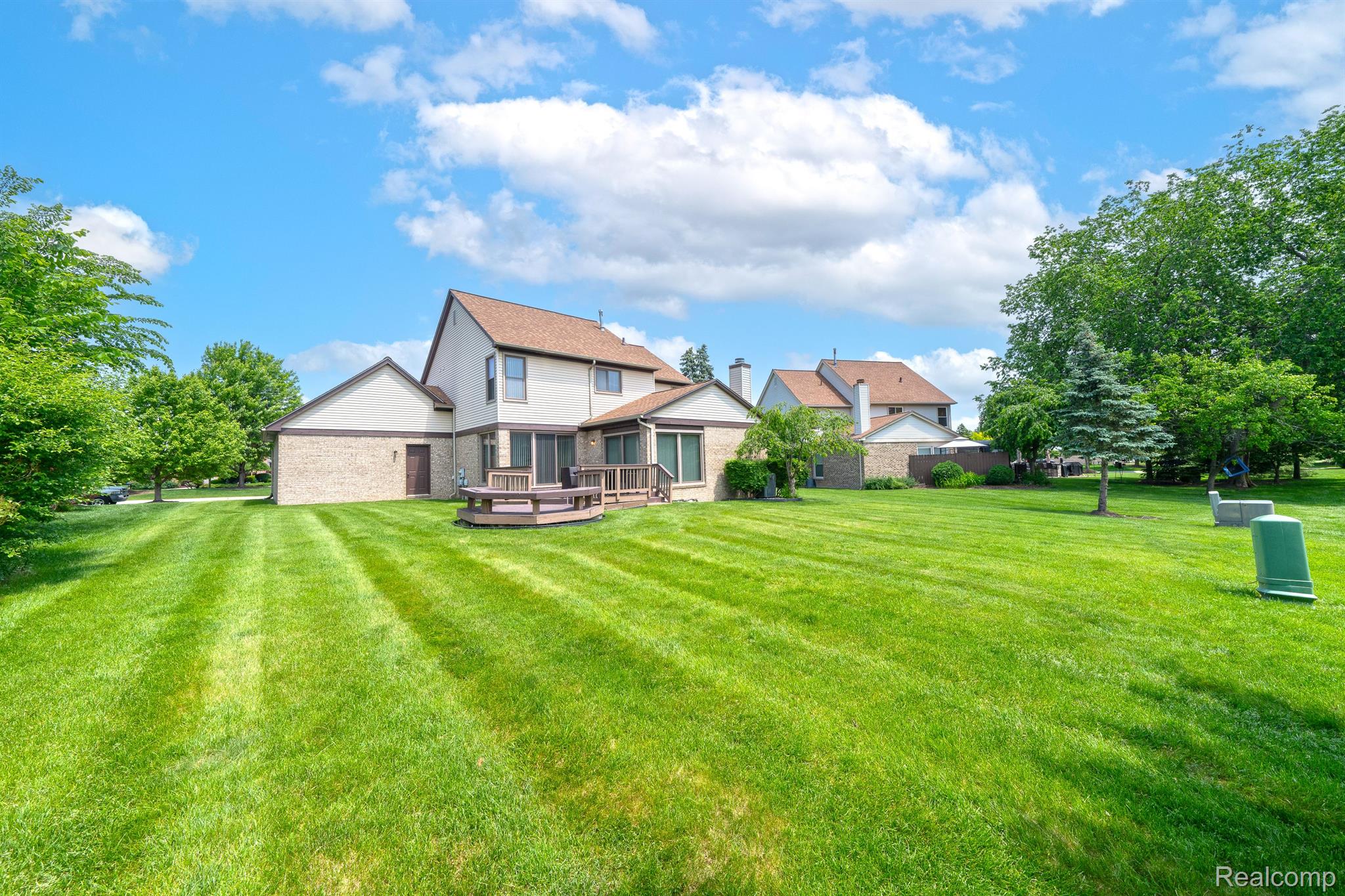 45243 Glengarry Road Canton, MI 48188 - Photo 32 of 39 Backyard