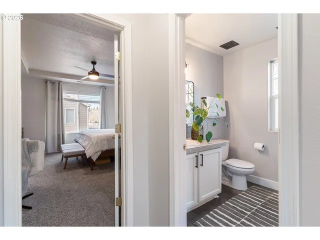 $468,000 | 1603 Southwest Hewitt Avenue, Troutdale, OR 97060