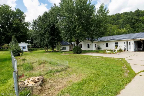 $135,000 | 1843 Brightwood Road Southeast, New Philadelphia, OH 44663
