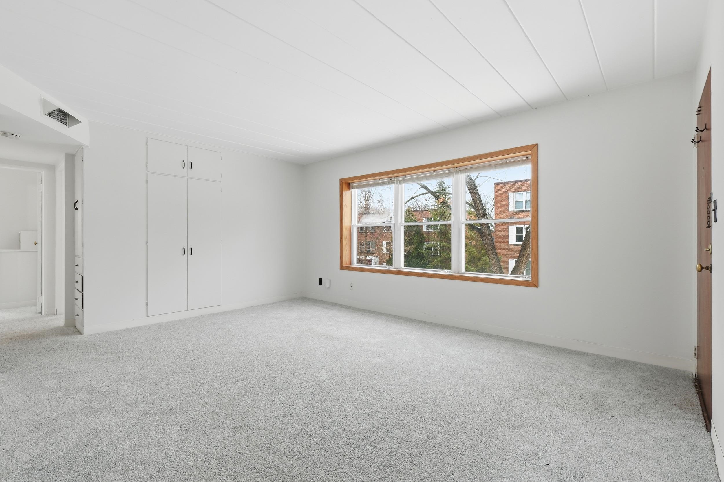 28 Sherman Terrace, Unit 4 Madison, WI 53704 - Photo 3 of 28