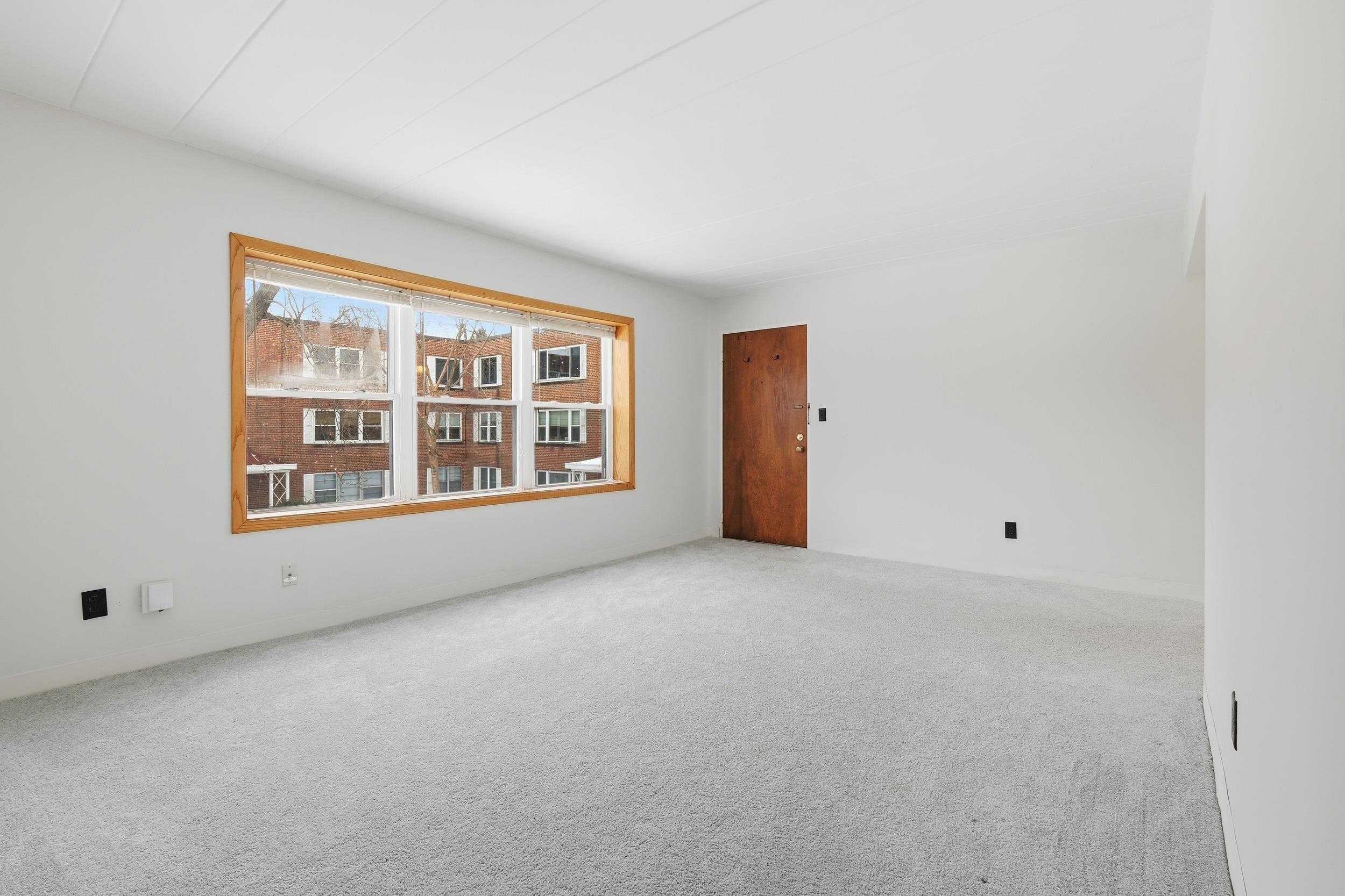 28 Sherman Terrace, Unit 4 Madison, WI 53704 - Photo 4 of 28