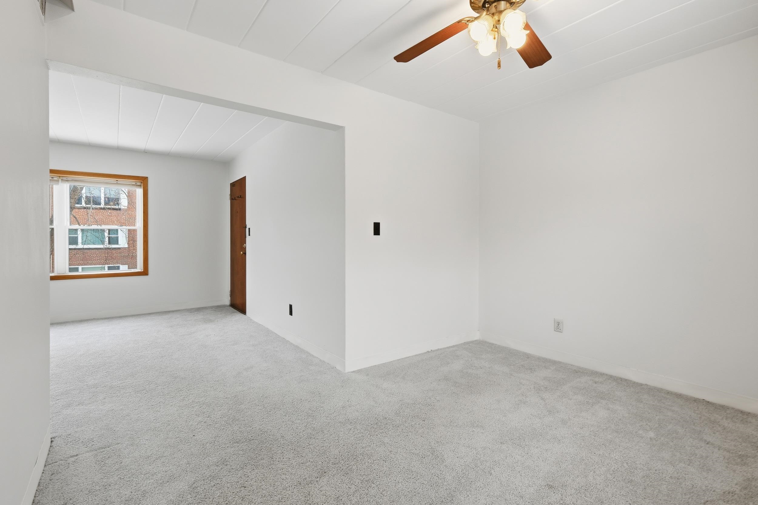 28 Sherman Terrace, Unit 4 Madison, WI 53704 - Photo 9 of 28