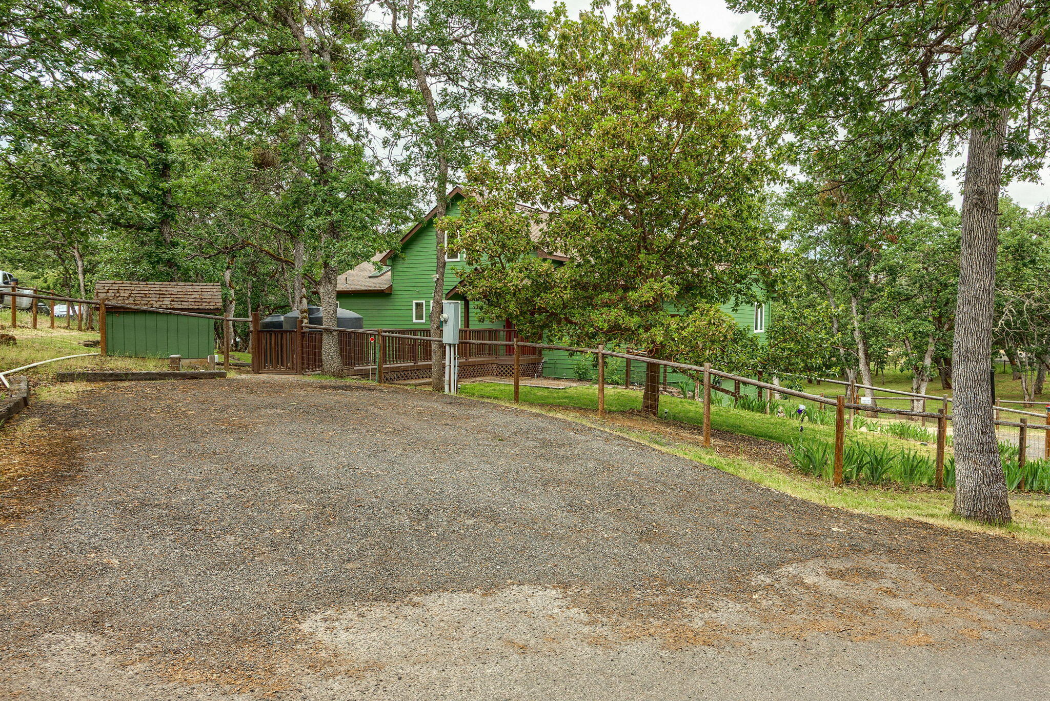 4291 Pioneer Road Medford, OR 97501 - Photo 46 of 64 PR (23)