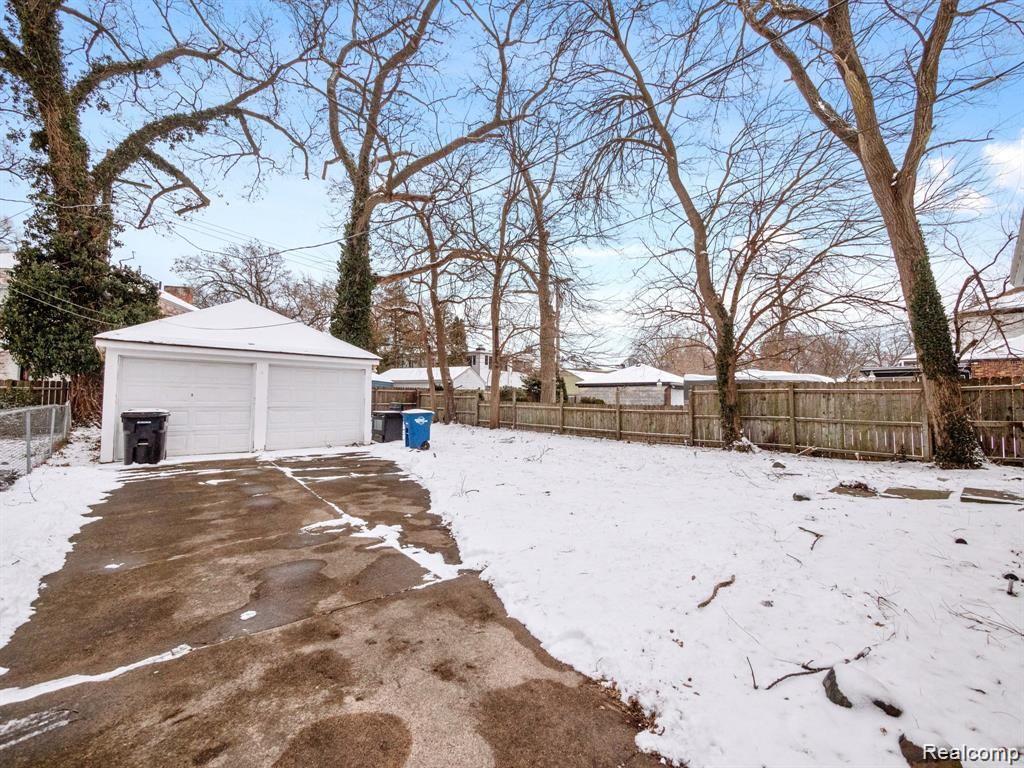 20180 Canterbury Road Detroit, MI 48221 - Photo 4 of 29 4-web-or-mls-P1788297.jpg