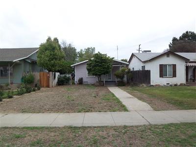 1422 F Street Reedley, CA 93654 - Photo 1 of 5