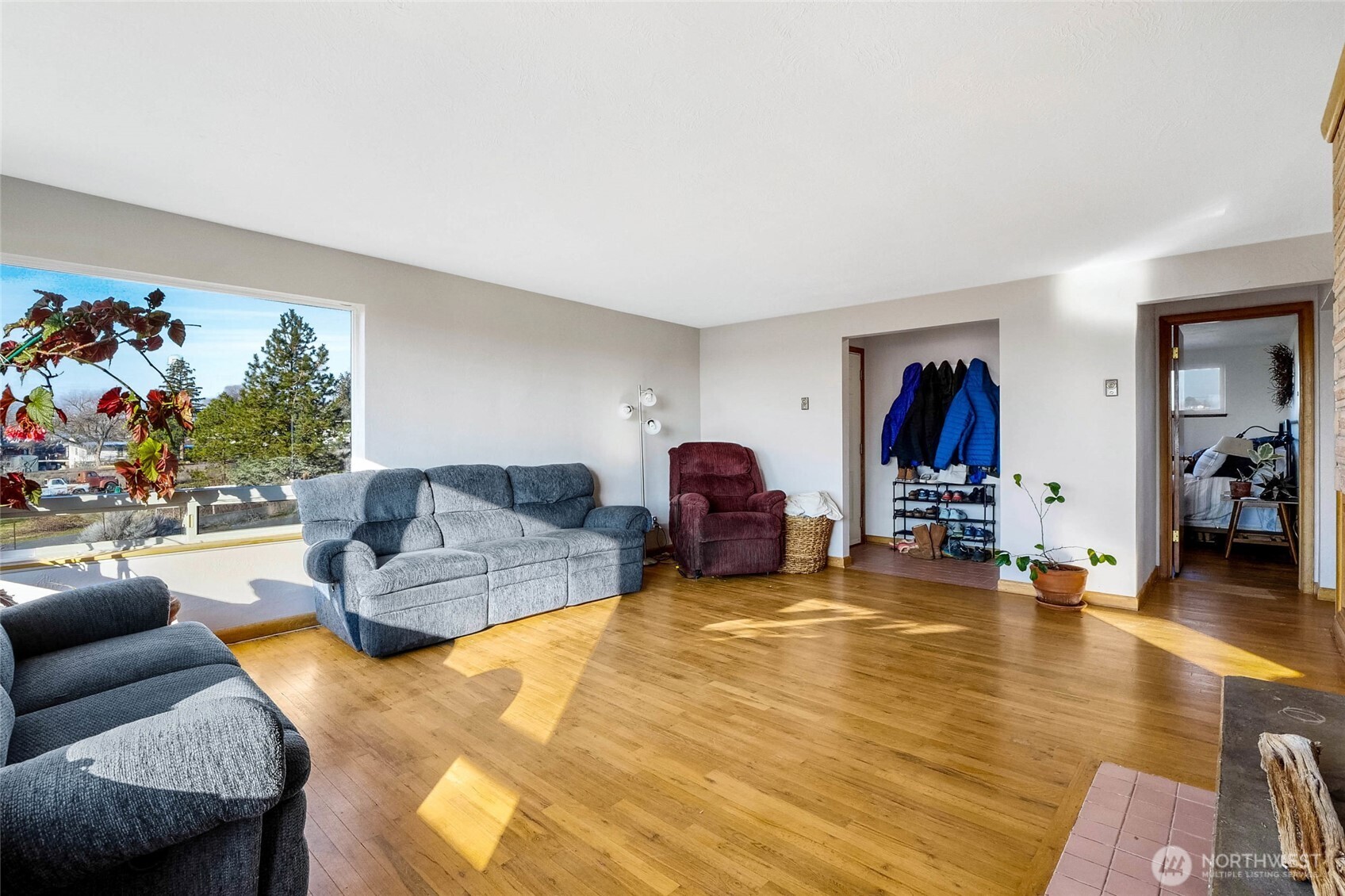 8061 Valley Road Northeast Moses Lake, WA 98837 - Photo 6 of 39