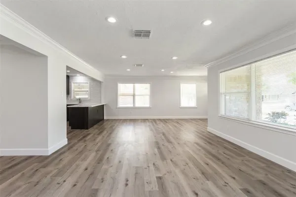 $2,500 | 10825 Willowisp Drive, Houston, TX 77035