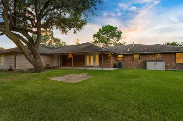 $2,500 | 10825 Willowisp Drive, Houston, TX 77035