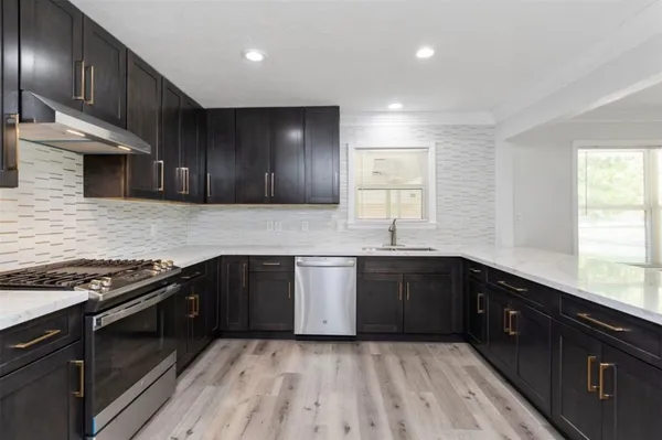 $2,500 | 10825 Willowisp Drive, Houston, TX 77035
