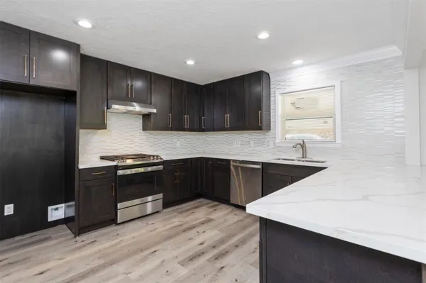$2,500 | 10825 Willowisp Drive, Houston, TX 77035