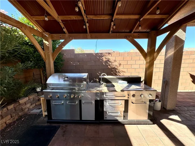 $2,095 | 703 Shiva Street, Las Vegas, NV 89178