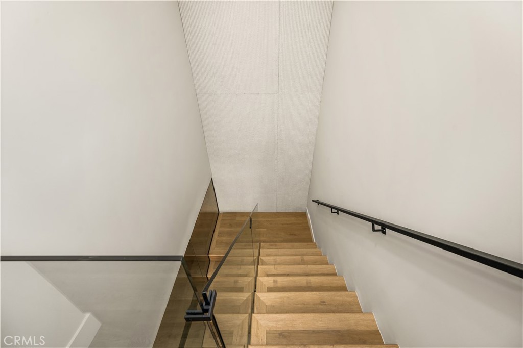 2440 Ostrom Avenue Long Beach, CA 90815 - Photo 42 of 50 a view of entryway