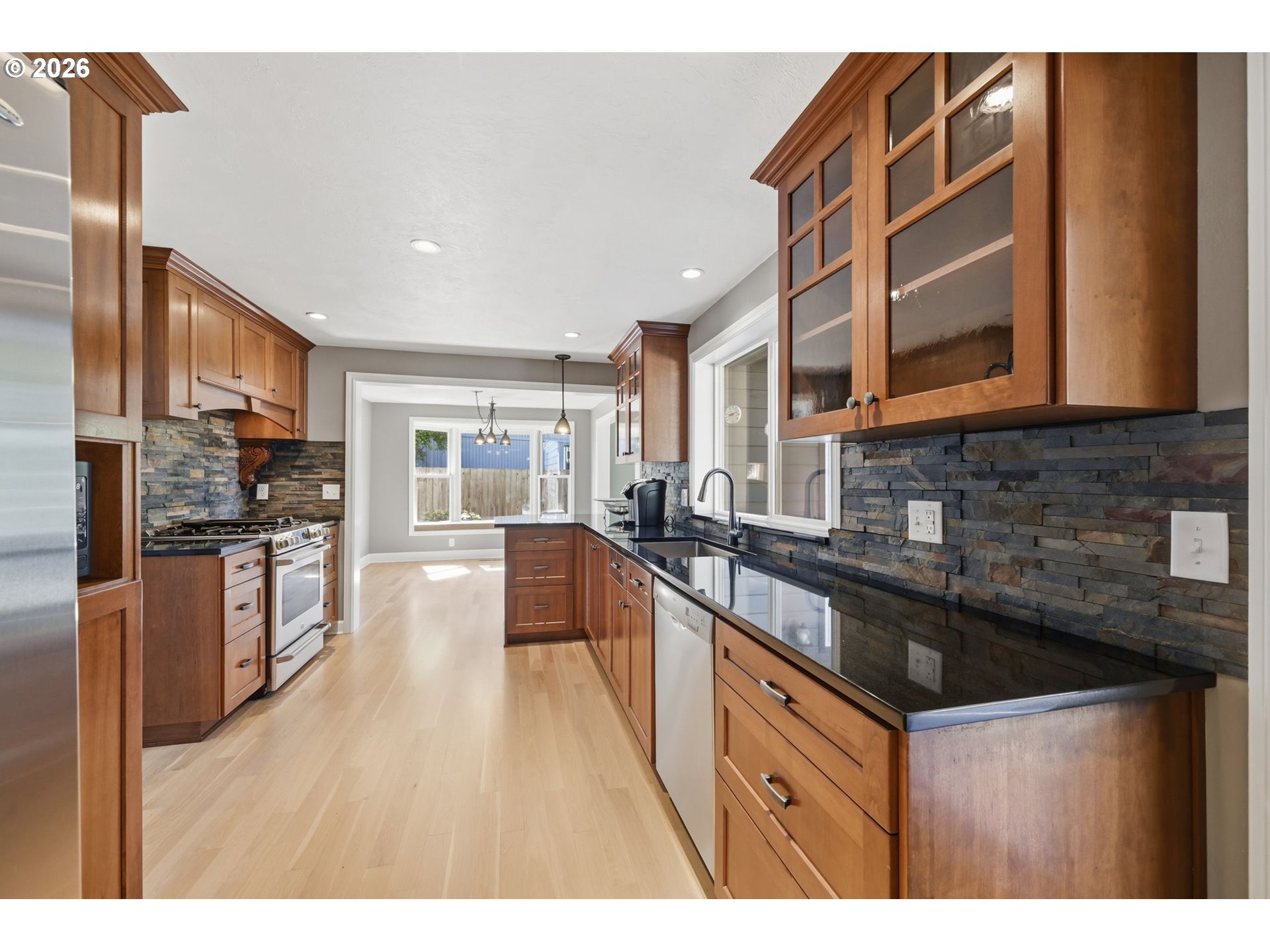 2930 Norkenzie Road Eugene, OR 97408 - Photo 9 of 48 Gallery Image 9