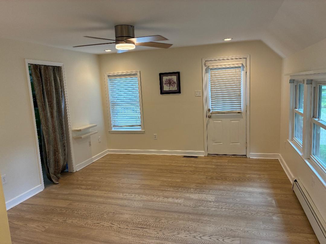 418 East Country Club Lane Wallingford, PA 19086 - Photo 28 of 59 Family room