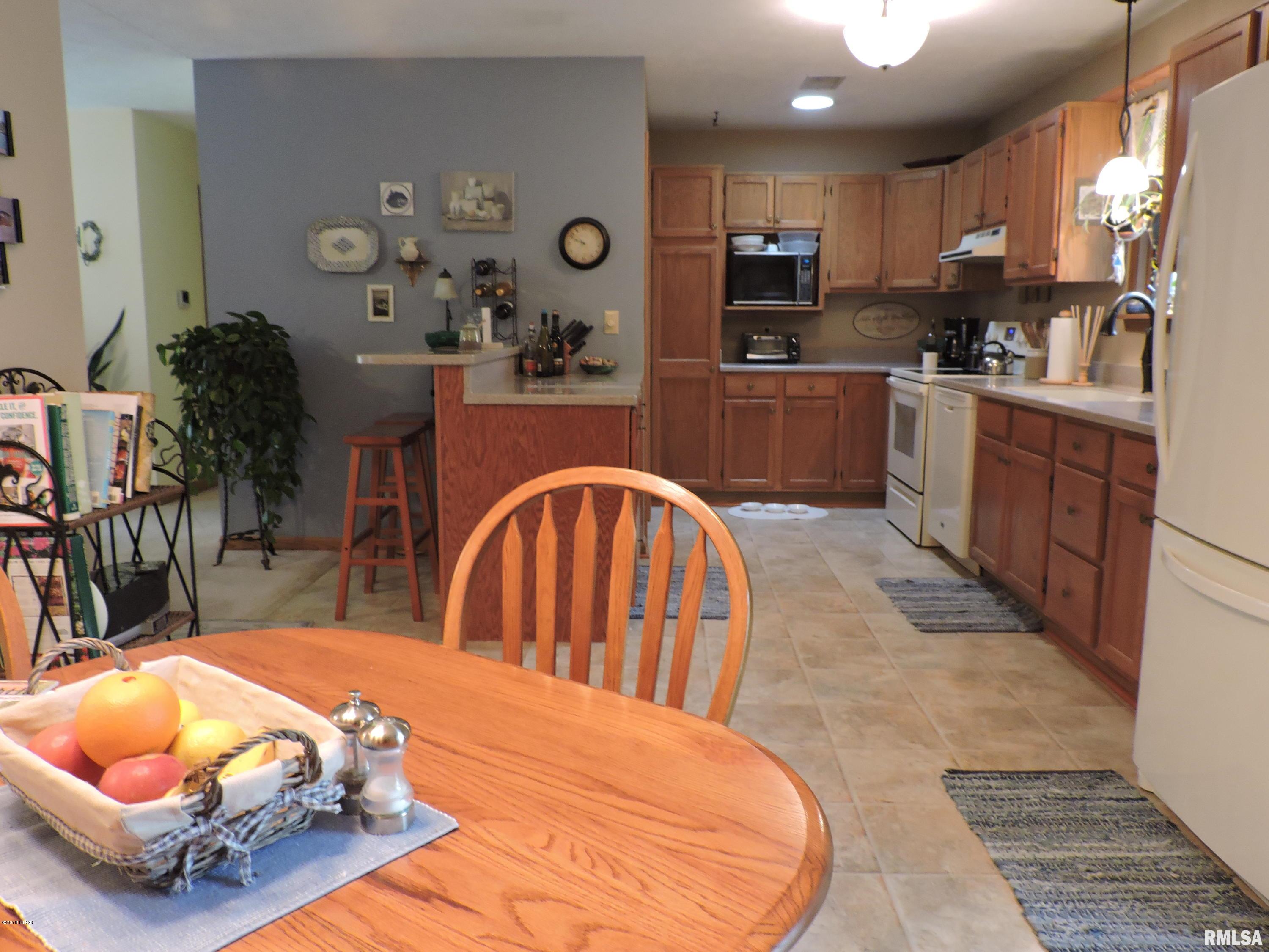 4100 Baptist Camp Road Carterville, IL 62918 - Photo 12 of 36 Gallery Image 12