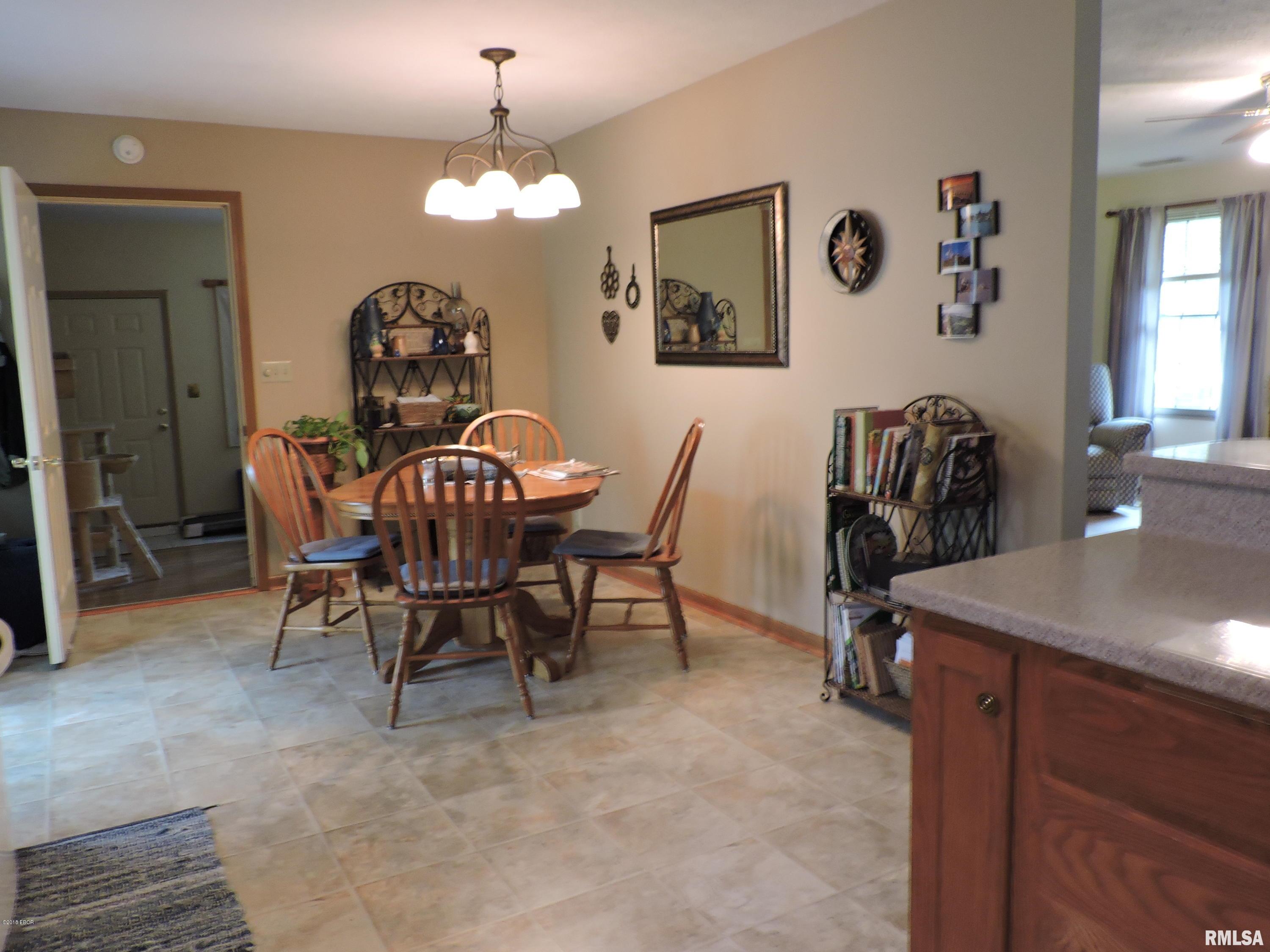 4100 Baptist Camp Road Carterville, IL 62918 - Photo 13 of 36 Gallery Image 13